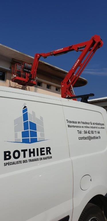 travaux en hauteur sur nacelle près de Marseille