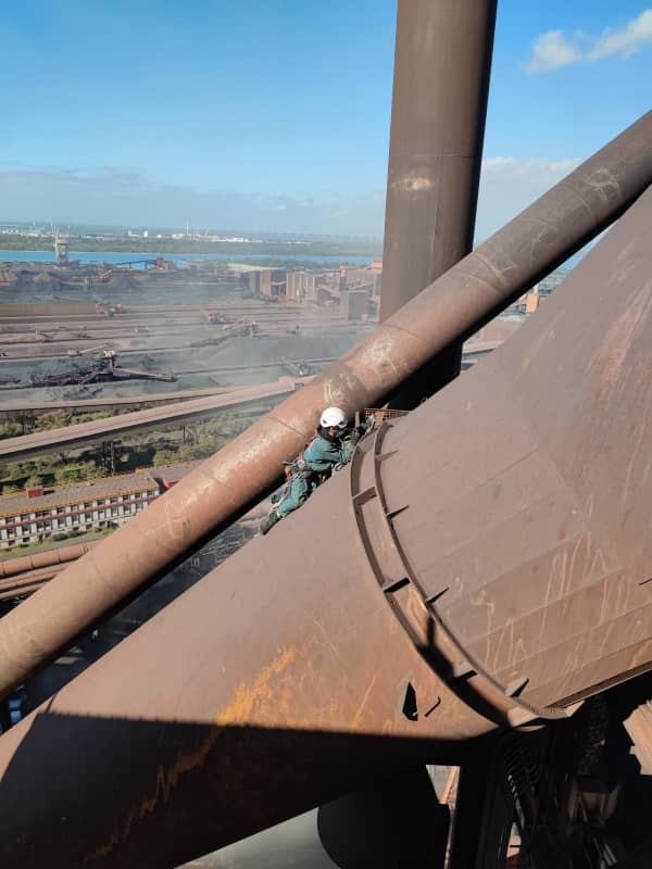 Reprise de fissures par soudage sur un haut fourneau​